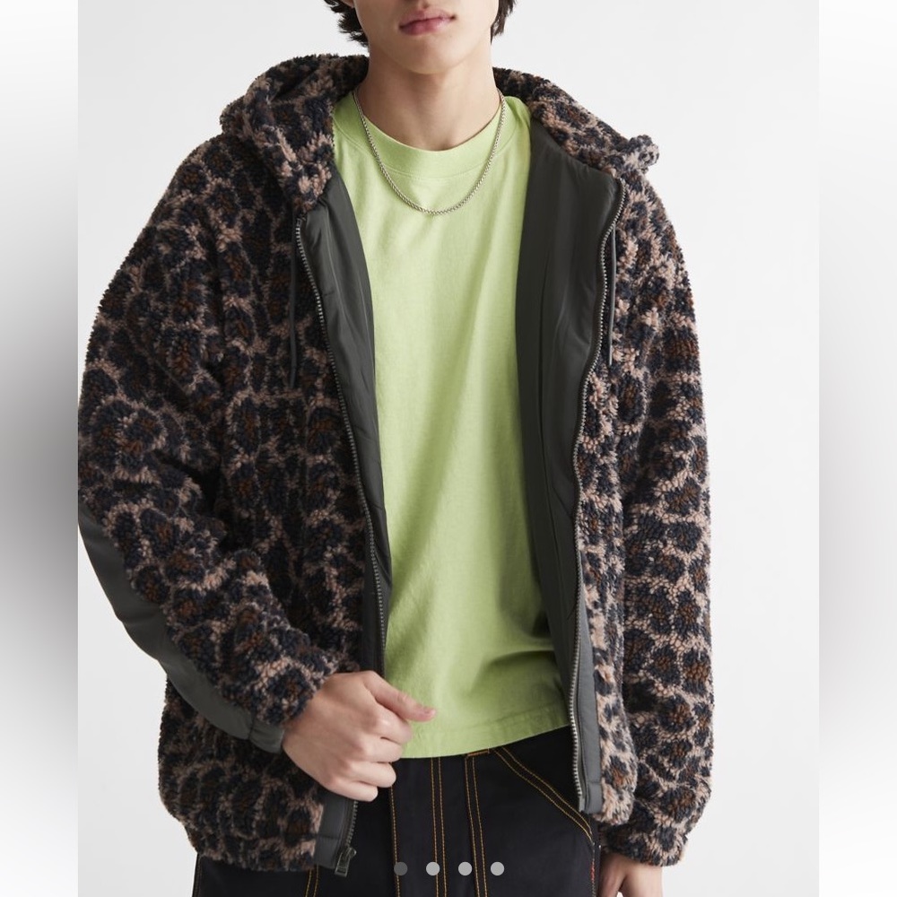 UO patterned fleece hooded jacket